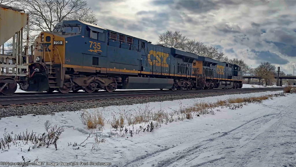 CSX 735